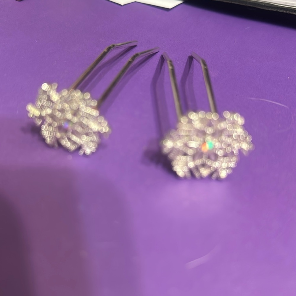 Lilla Rose U Pin Snowflakes